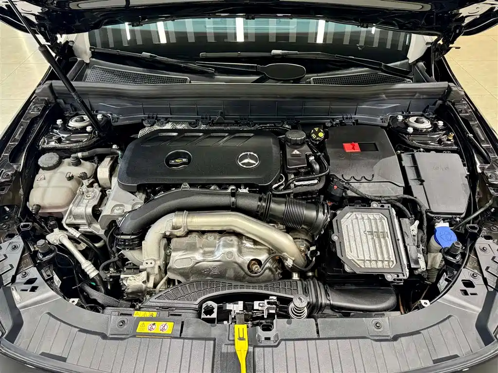 Mercedes-Benz GLB 2024 Facelift GLB 220 Style фото 11
