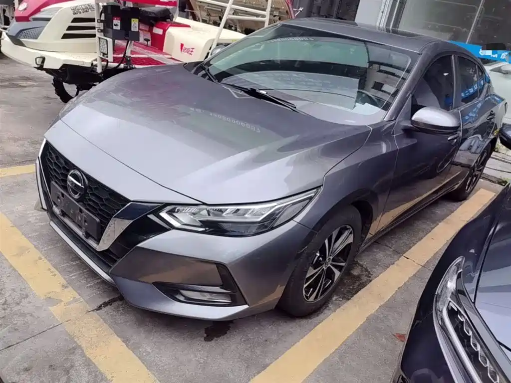 Nissan SYLPHY, миниатюра 2
