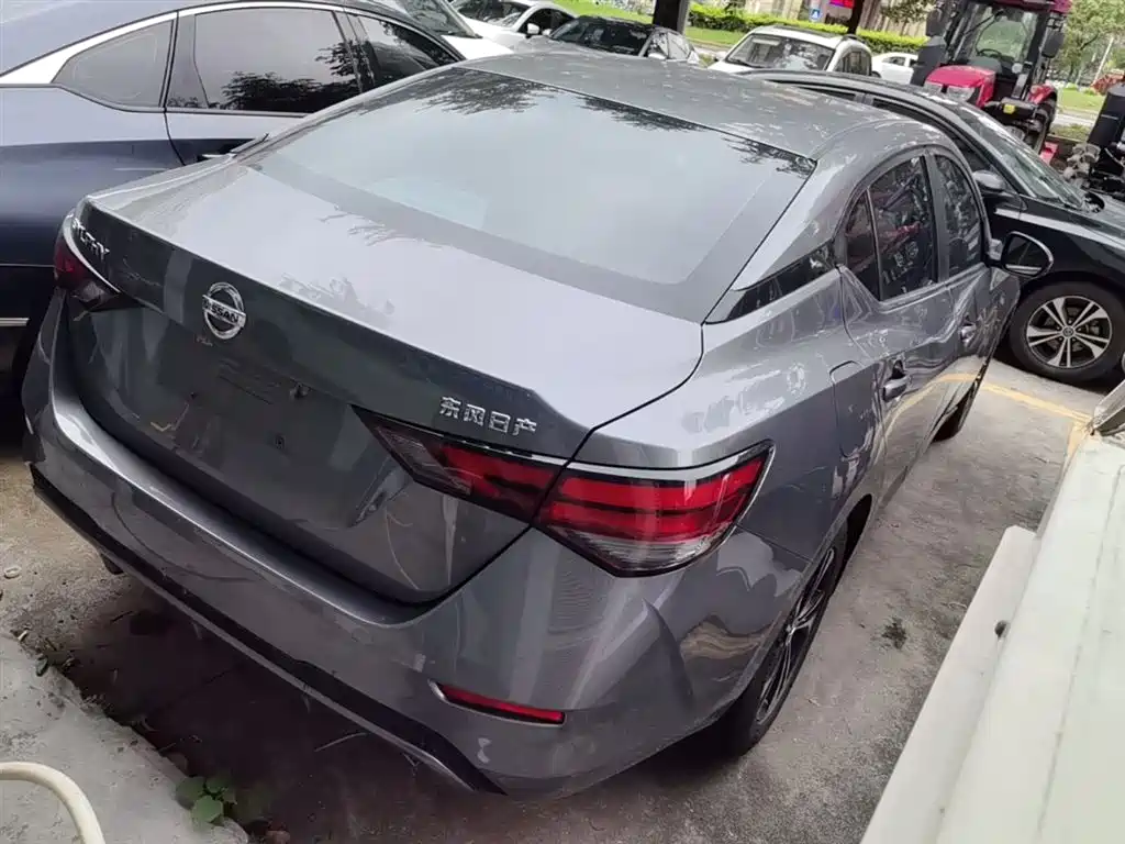 Nissan SYLPHY, миниатюра 7
