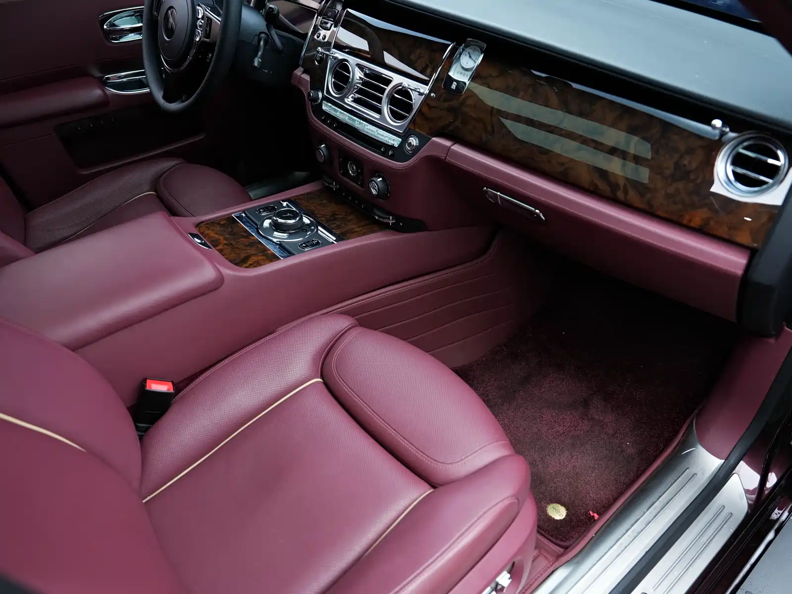 Фото 28 - Rolls-Royce Ghost