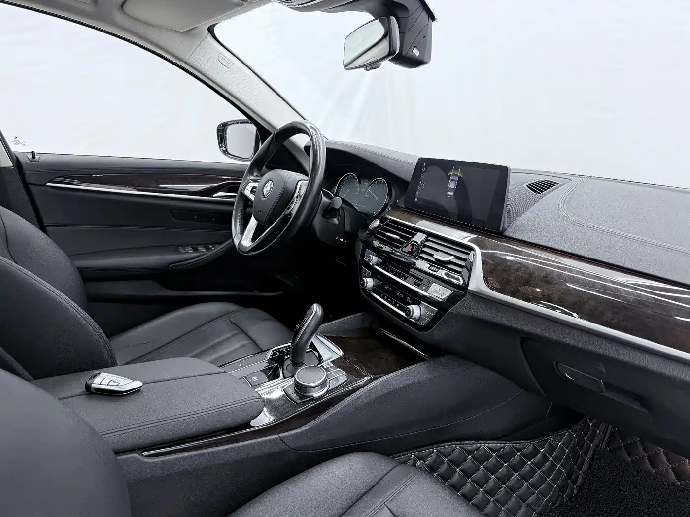 BMW 5 Series 2018 525Li Luxury Package фото 10