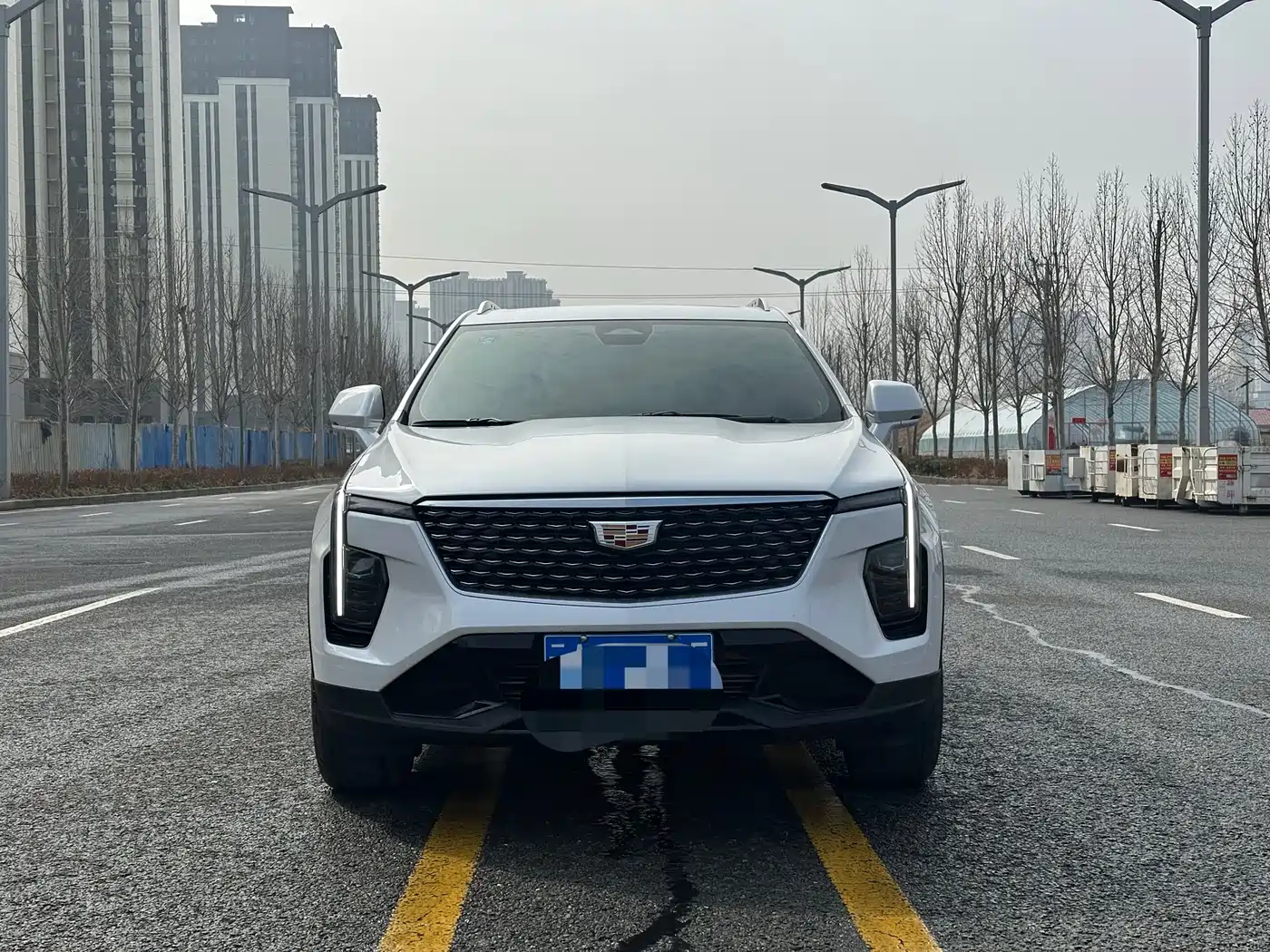 Cadillac XT4 2024 28T 2WD Luxury фото 2