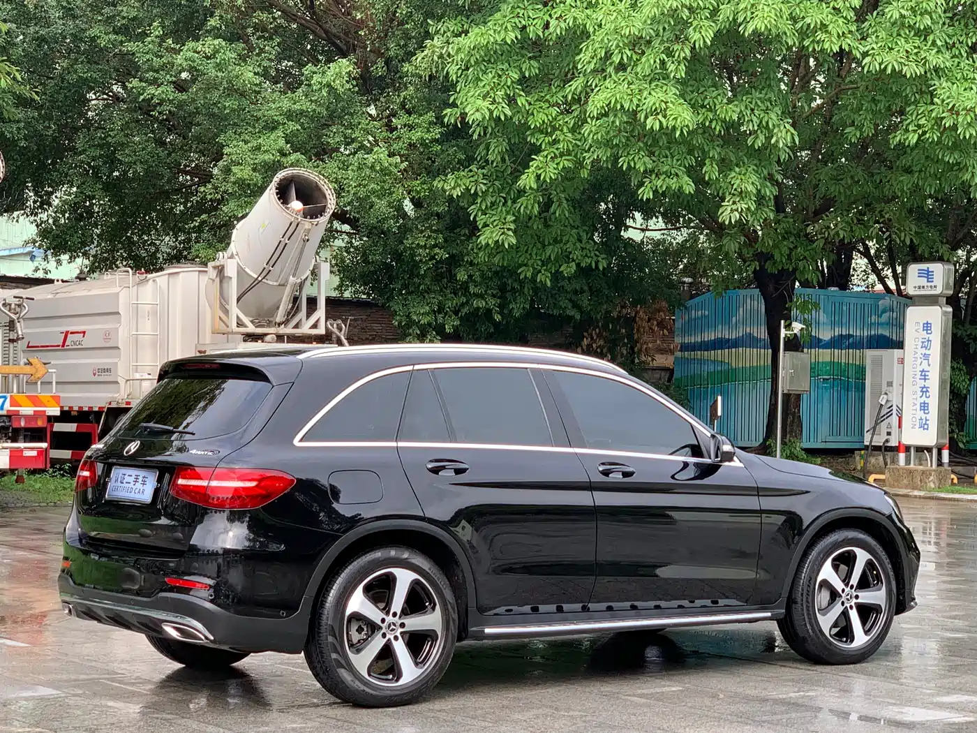 Mercedes-Benz GLC 2018 GLC 260 4MATIC Luxury фото 16