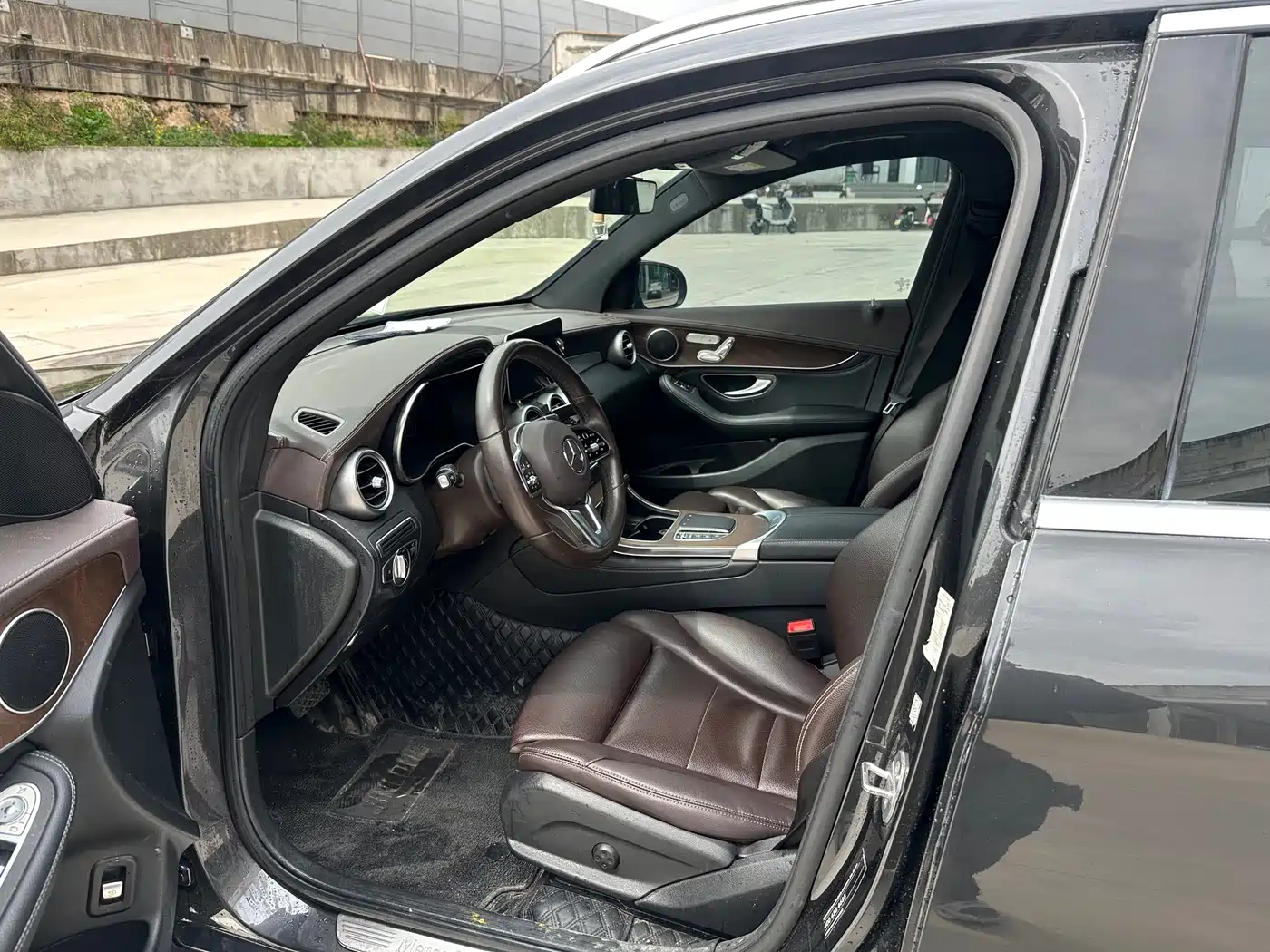 Mercedes-Benz GLC 2020 GLC 260 L 4MATIC Luxury фото 4