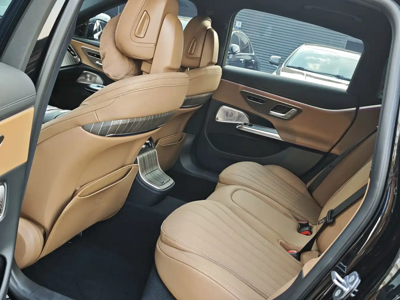 Mercedes-Benz E-Class 2026 2026 E 300 L Fashion