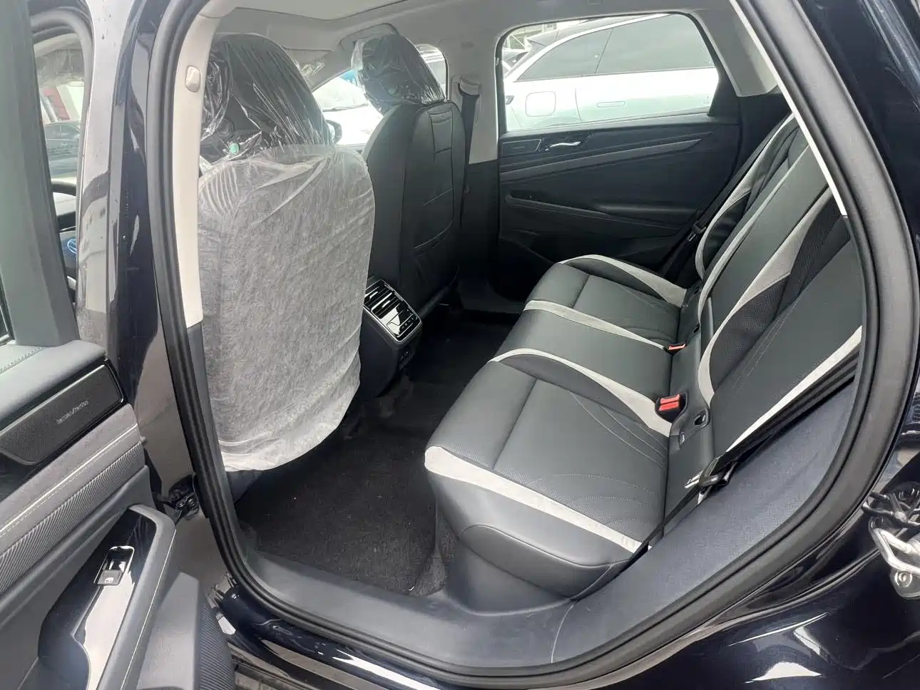 Photo 11 - Volkswagen ID.7