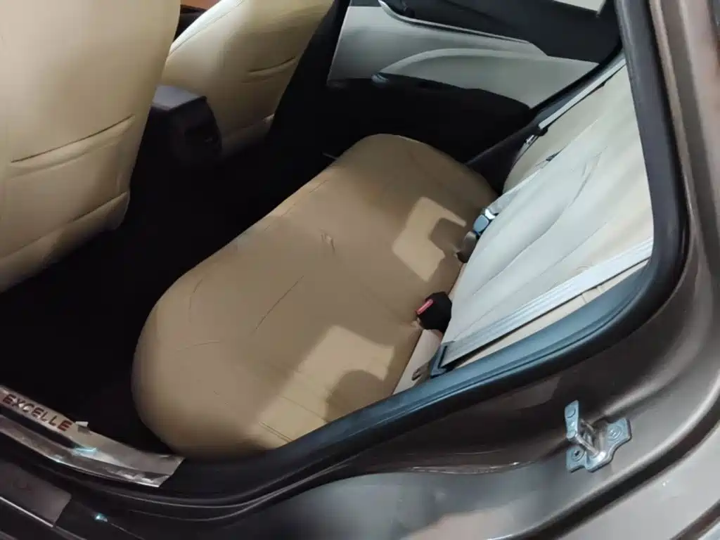 Фото 17 - Buick Excelle