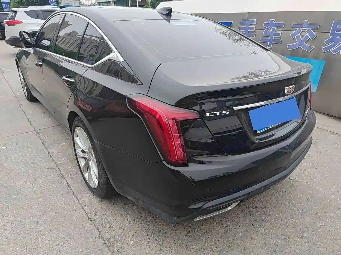 CADILLAC CT5