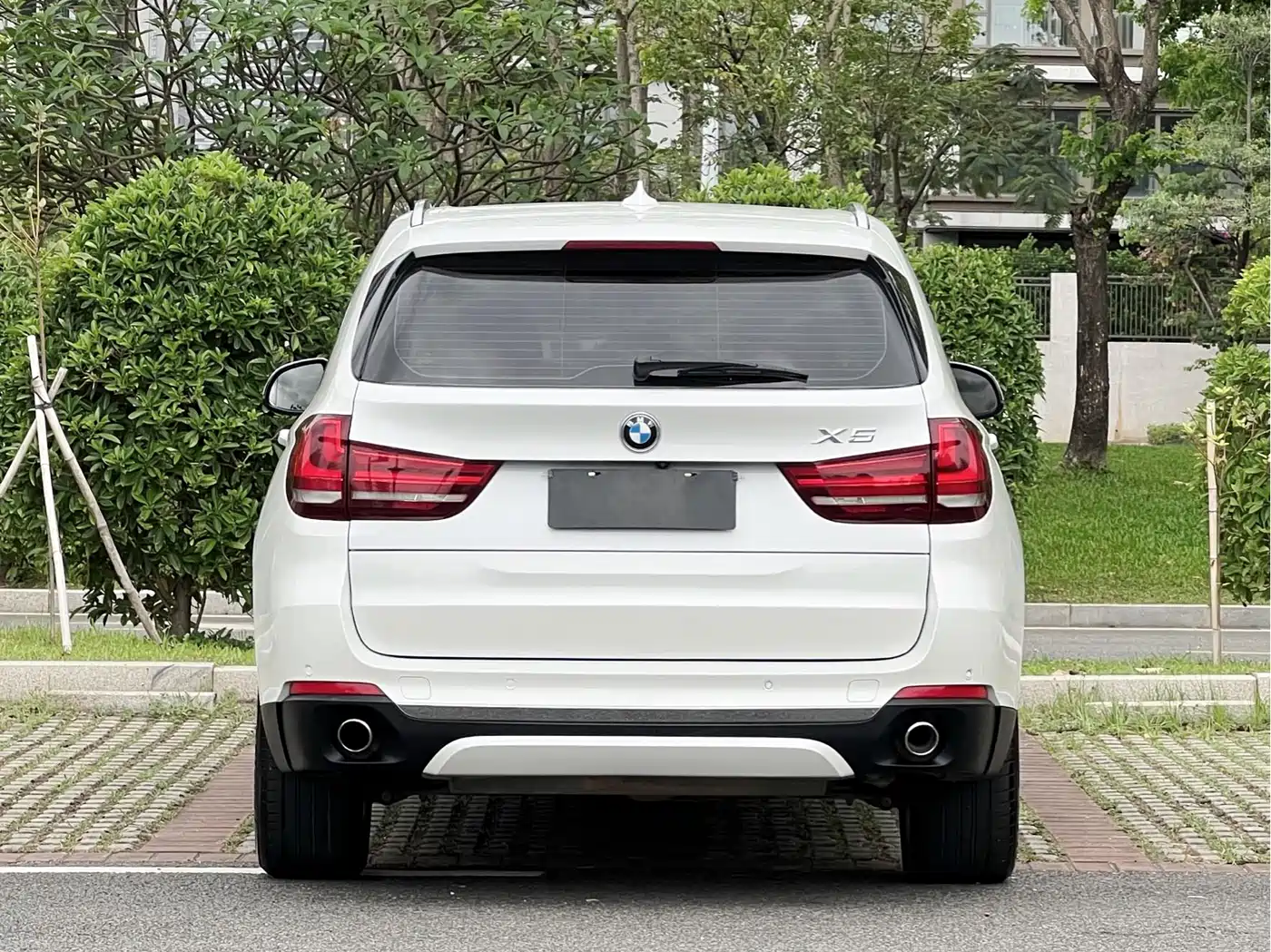 BMW X5 (Import) 2018 xDrive28i фото 16
