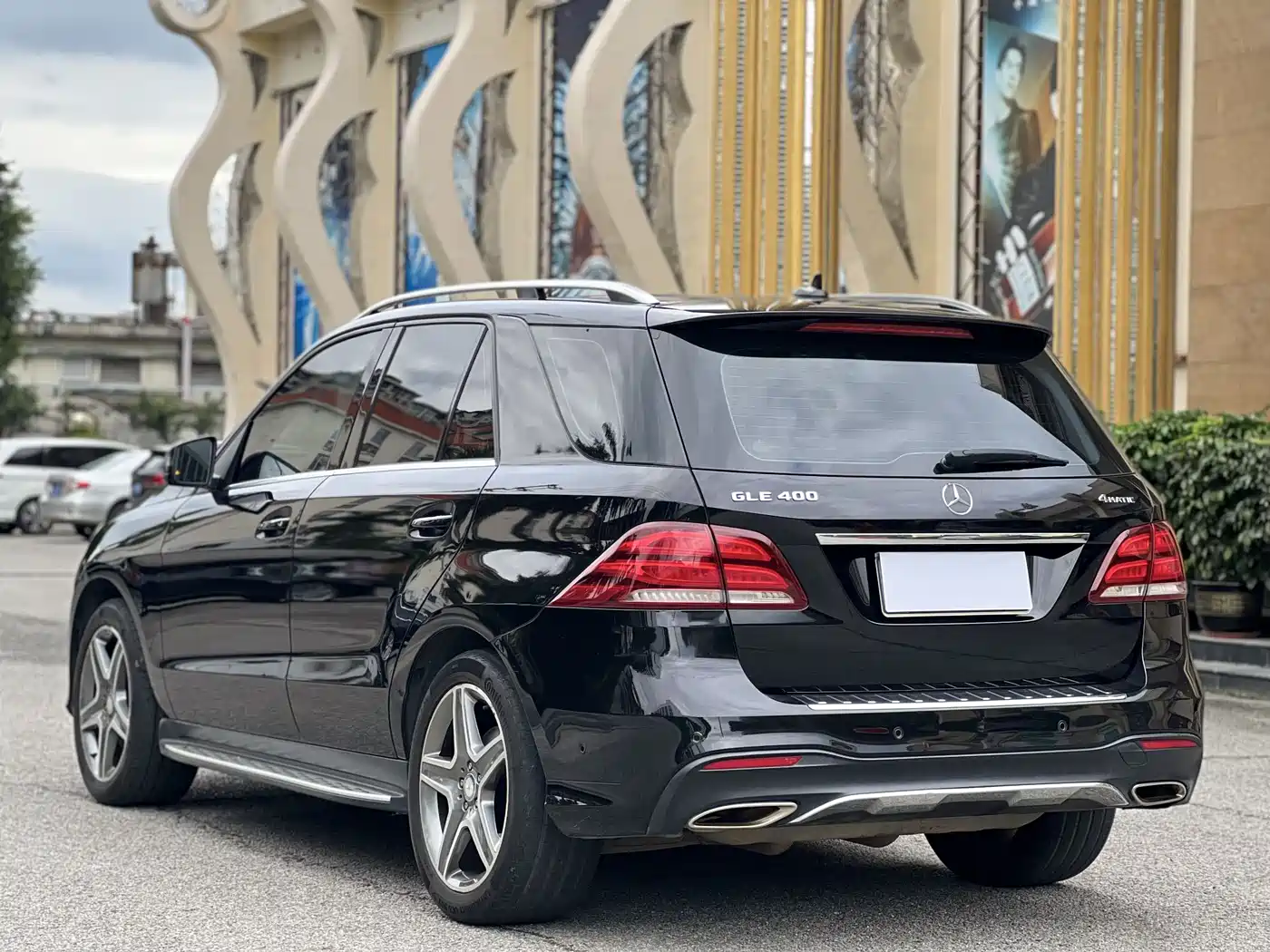 Mercedes-Benz GLE 2016 GLE 400 4MATIC фото 16