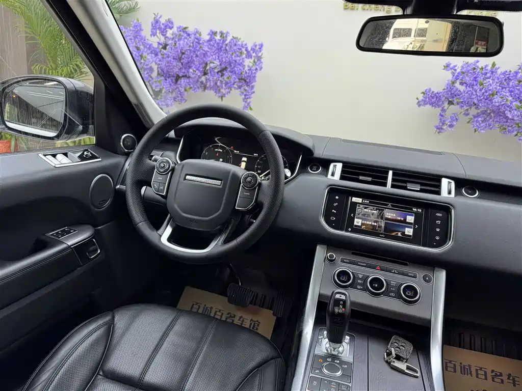 Land Rover Range Rover Sport 2016 Model 2.0 GTDi HSE фото 13