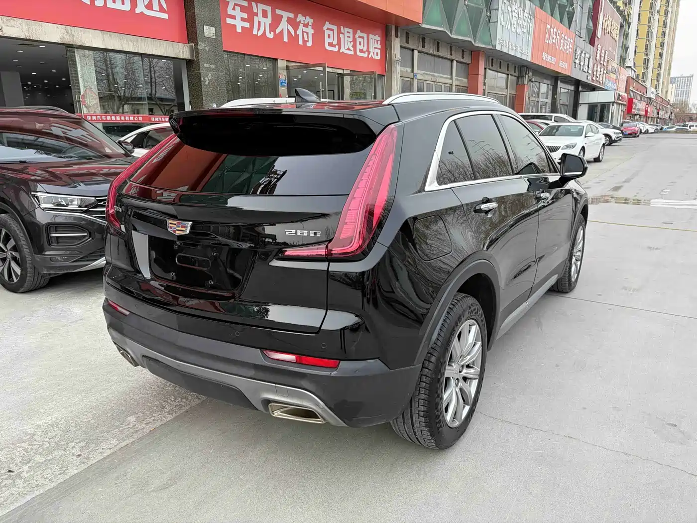 CADILLAC XT4