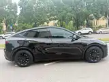 Photo 18 - Tesla Model Y