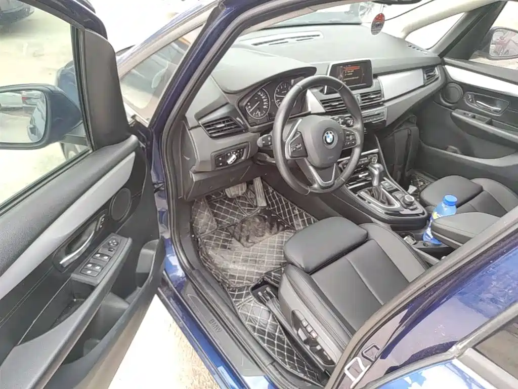 BMW 2 Series Tourer (Import) 2015 218i Leading Type фото 16