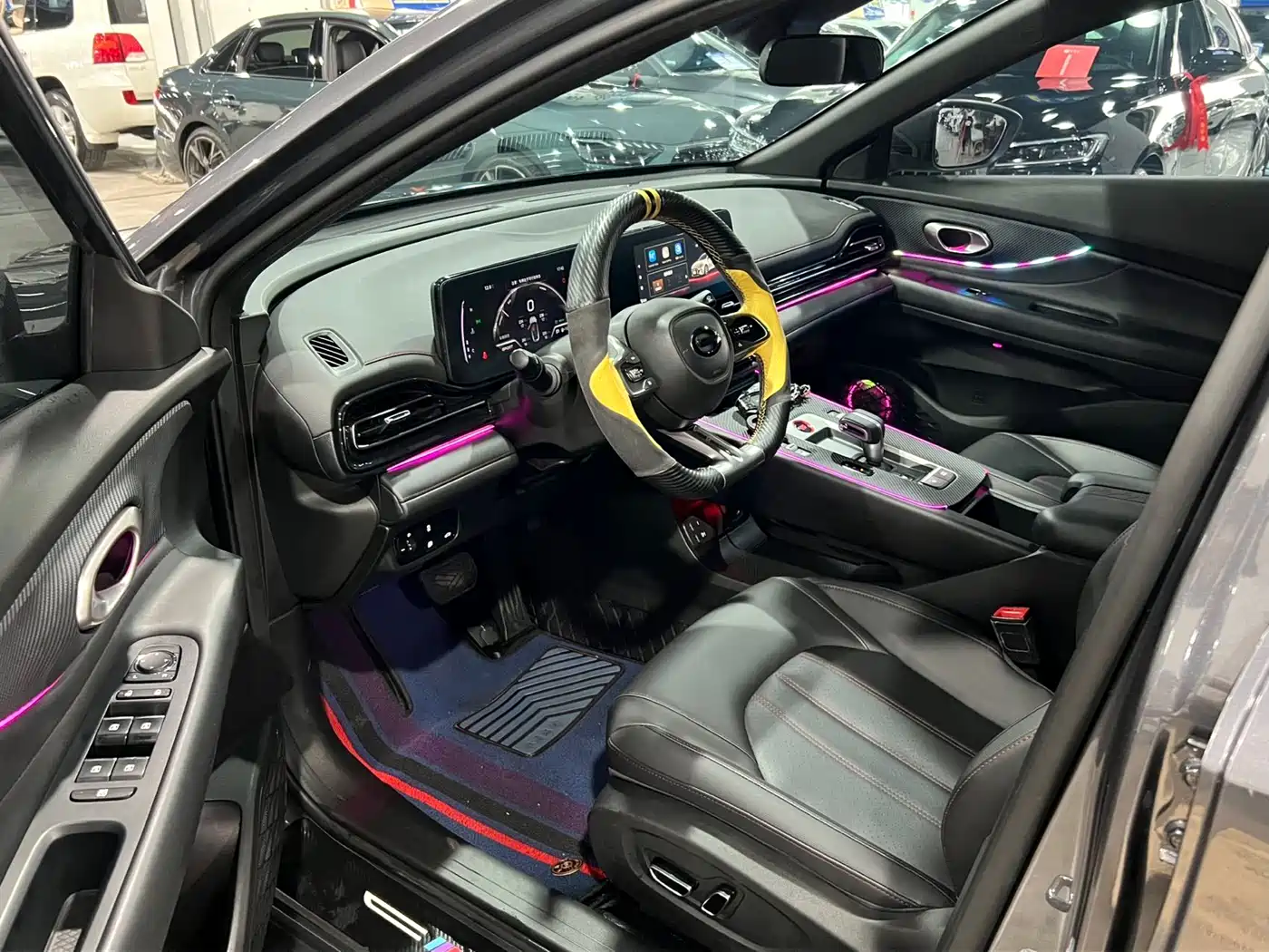 GAC Trumpchi Trumpchi Emkoo 2023 Shadow Leopard H High-Efficiency Hybrid фото 9