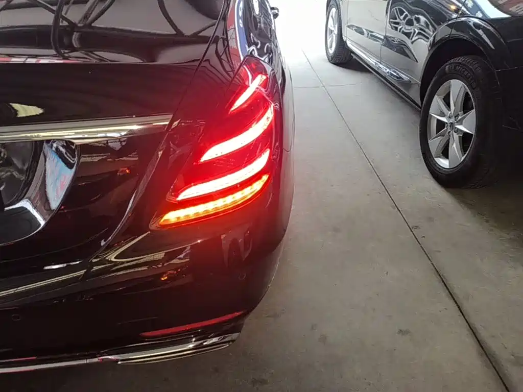 Mercedes-Benz S-Class 2017 S 320 L Business фото 8