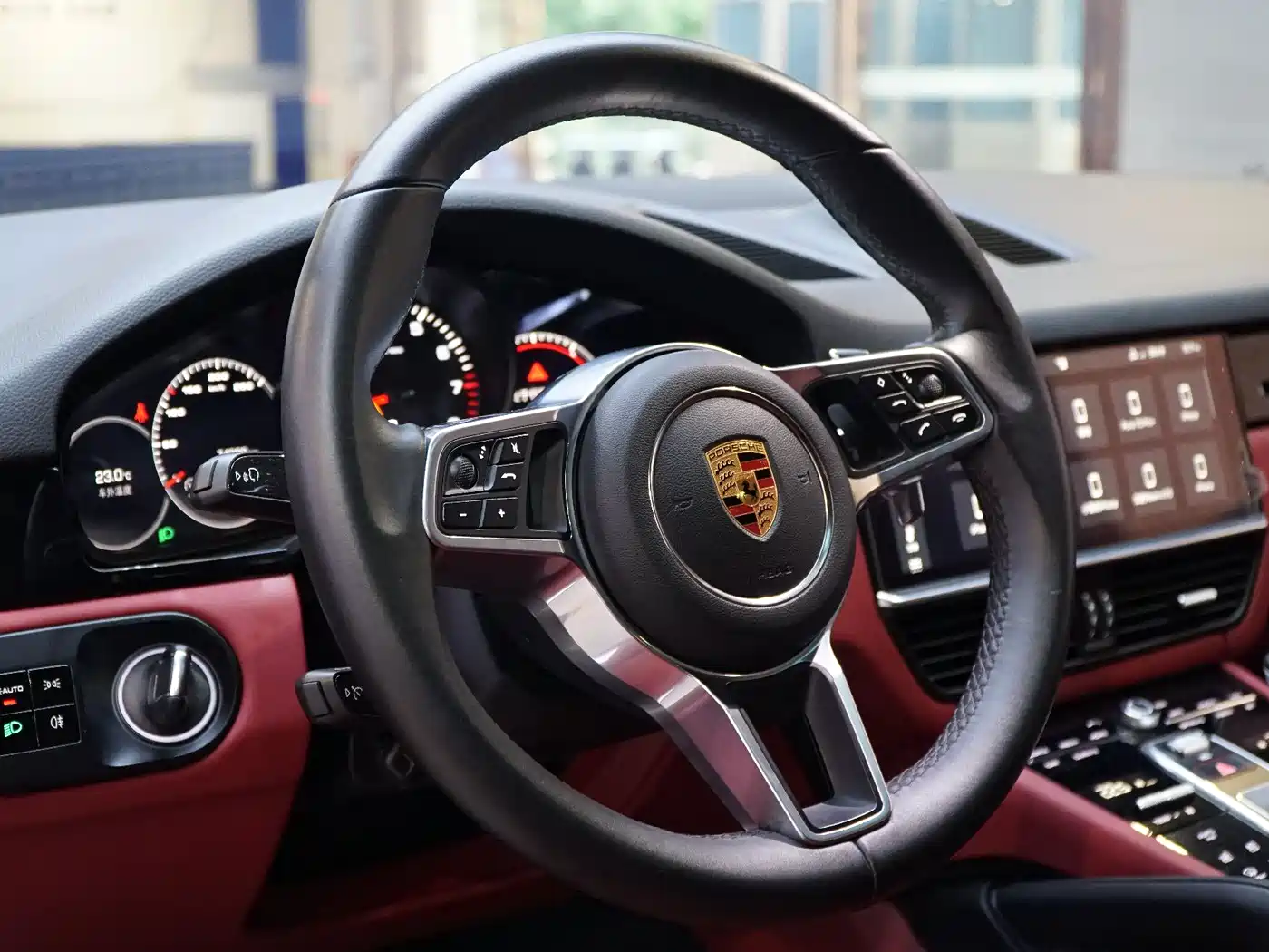 Porsche Cayenne 2018 Cayenne 3.0T фото 12