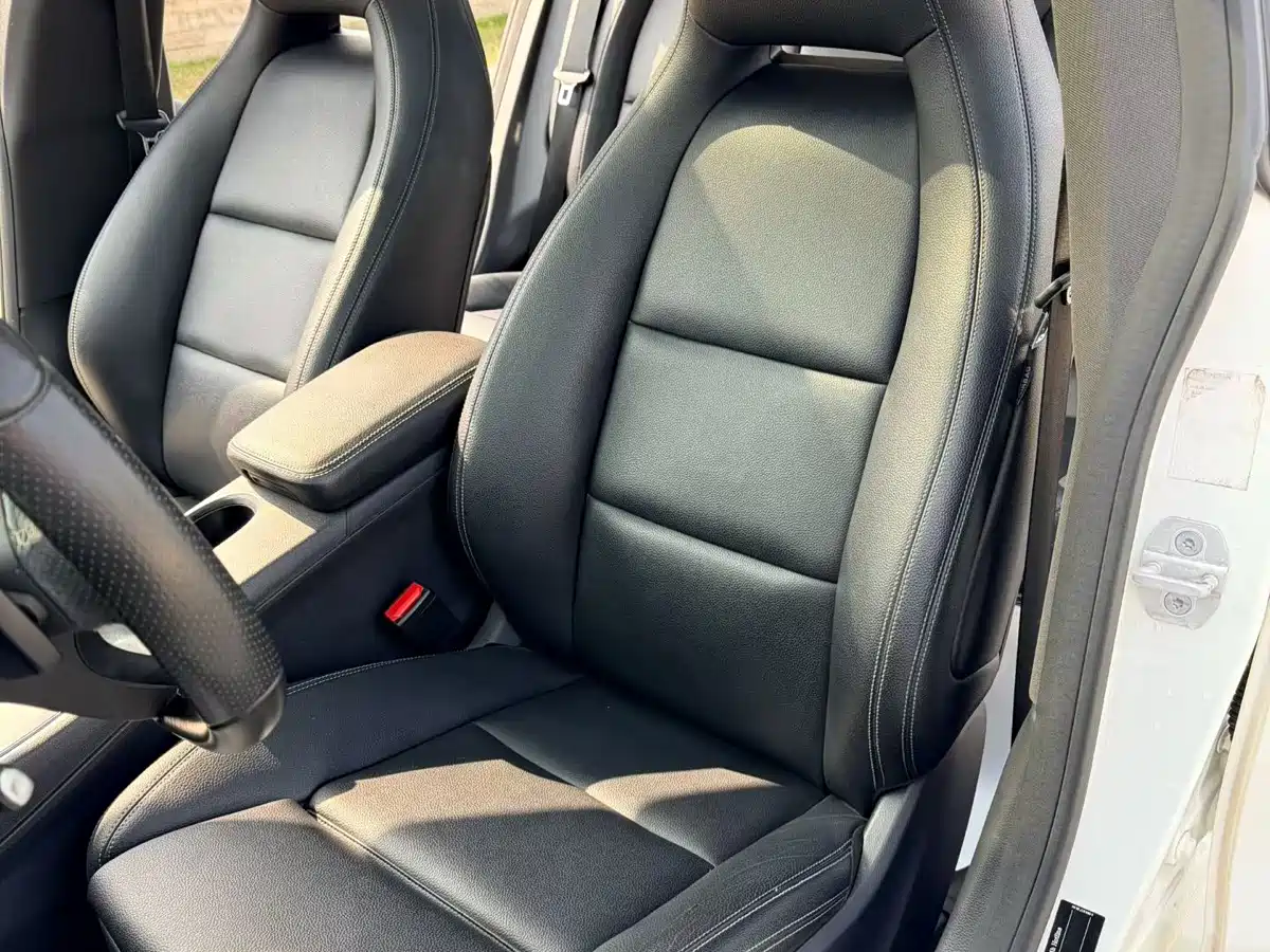 Mercedes-Benz CLA (Import) 2017 Facelift CLA 200 Style фото 13