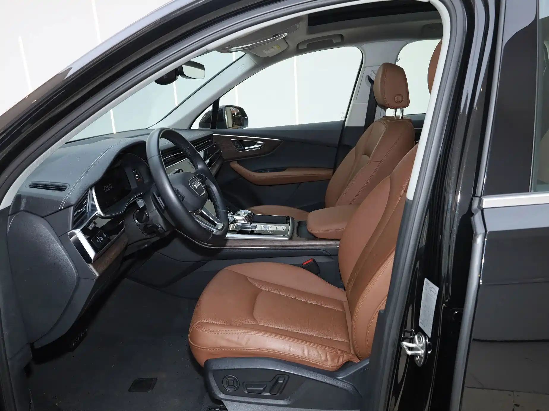صورة 10 - Audi Q7