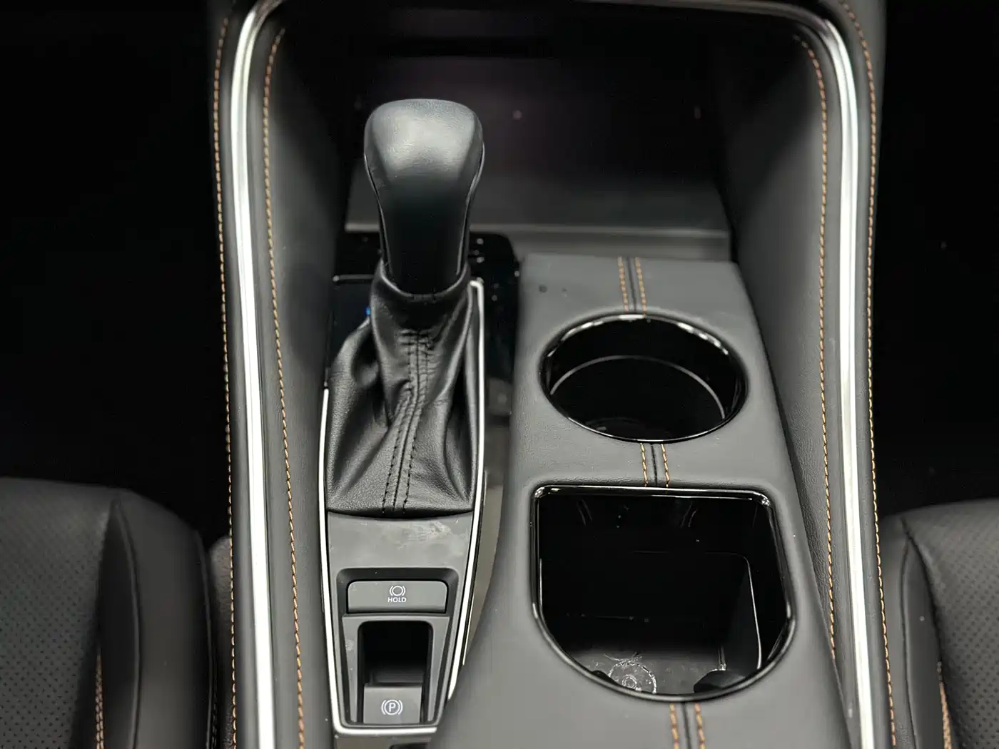 Toyota Avalon 2024 Hybrid 2.0L Luxury Edition фото 12