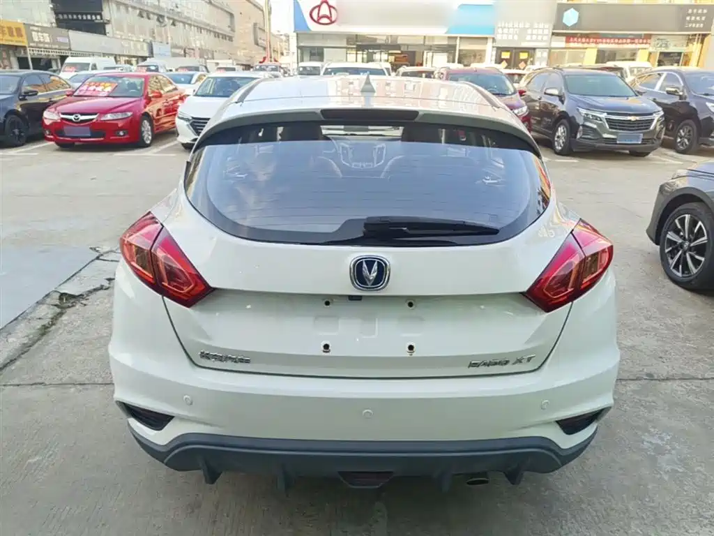 Changan Eado XT 2016 2016 1.6L Manual Stylish Cool Edition