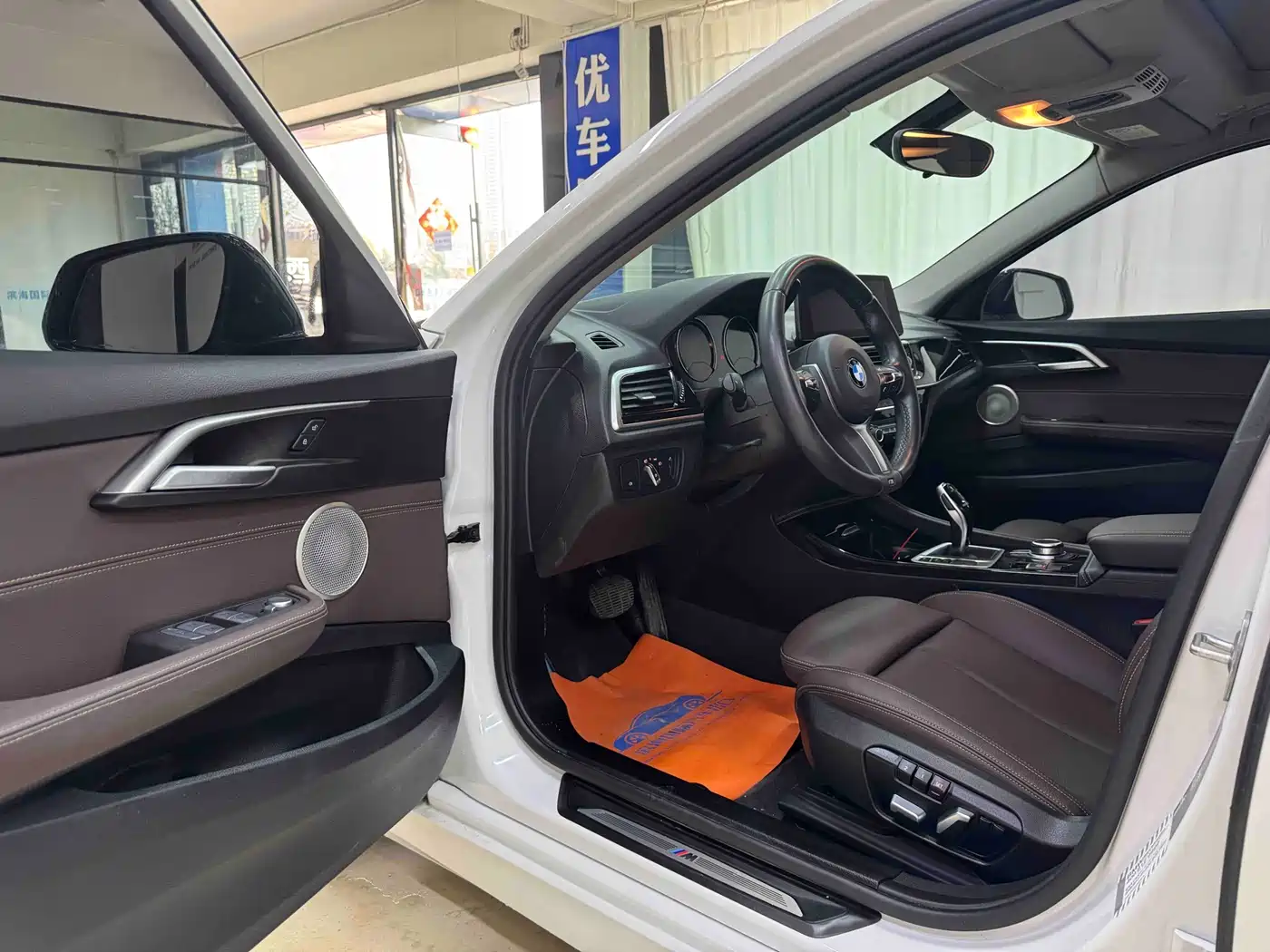 BMW 1 Series 2021 Facelift 120i M Sport Shadow Edition фото 7