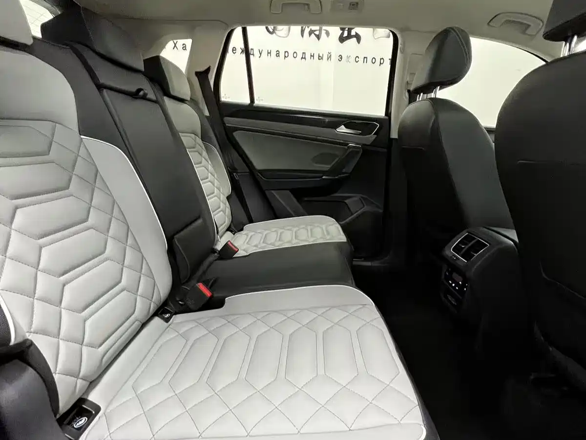 Volkswagen Tayron 2023 280TSI 2WD Luxury Plus Advanced Edition фото 10