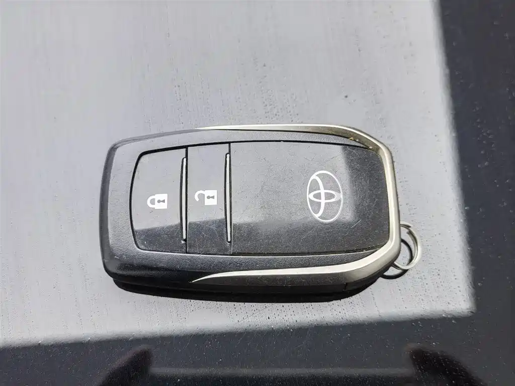 Toyota Highlander 2015 2.0T AWD Luxury Edition 7-seater фото 19