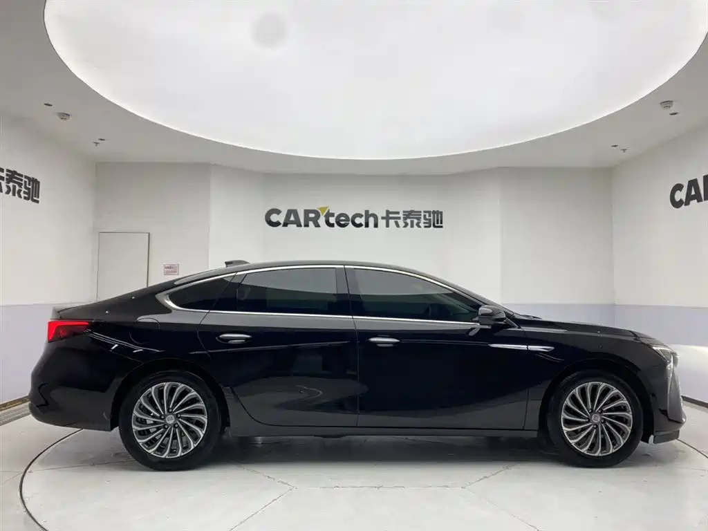 Buick LaCrosse 2023 28T Premium Edition фото 4