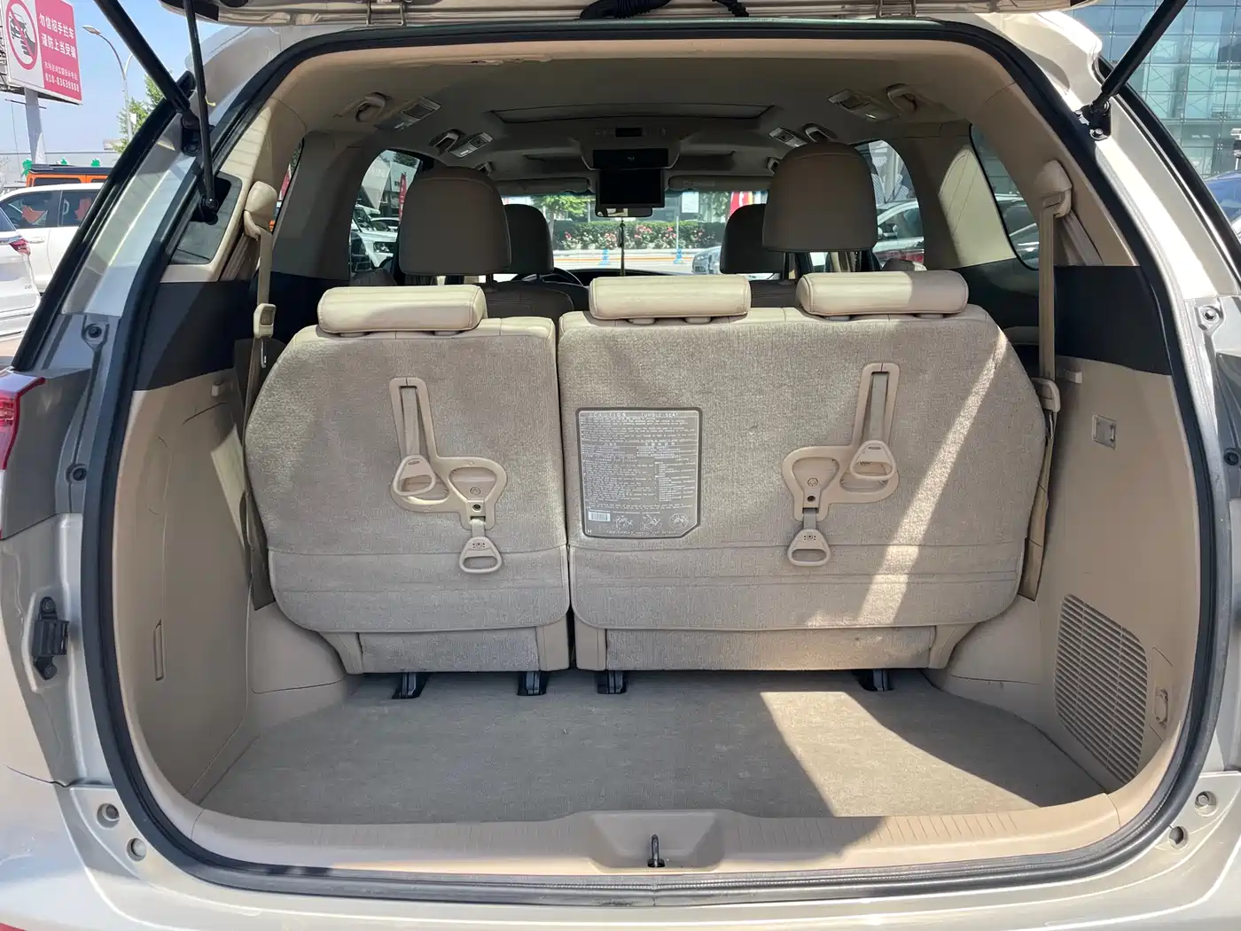 Toyota Previa 2012 2.4L 7-Seater Luxury Edition фото 16