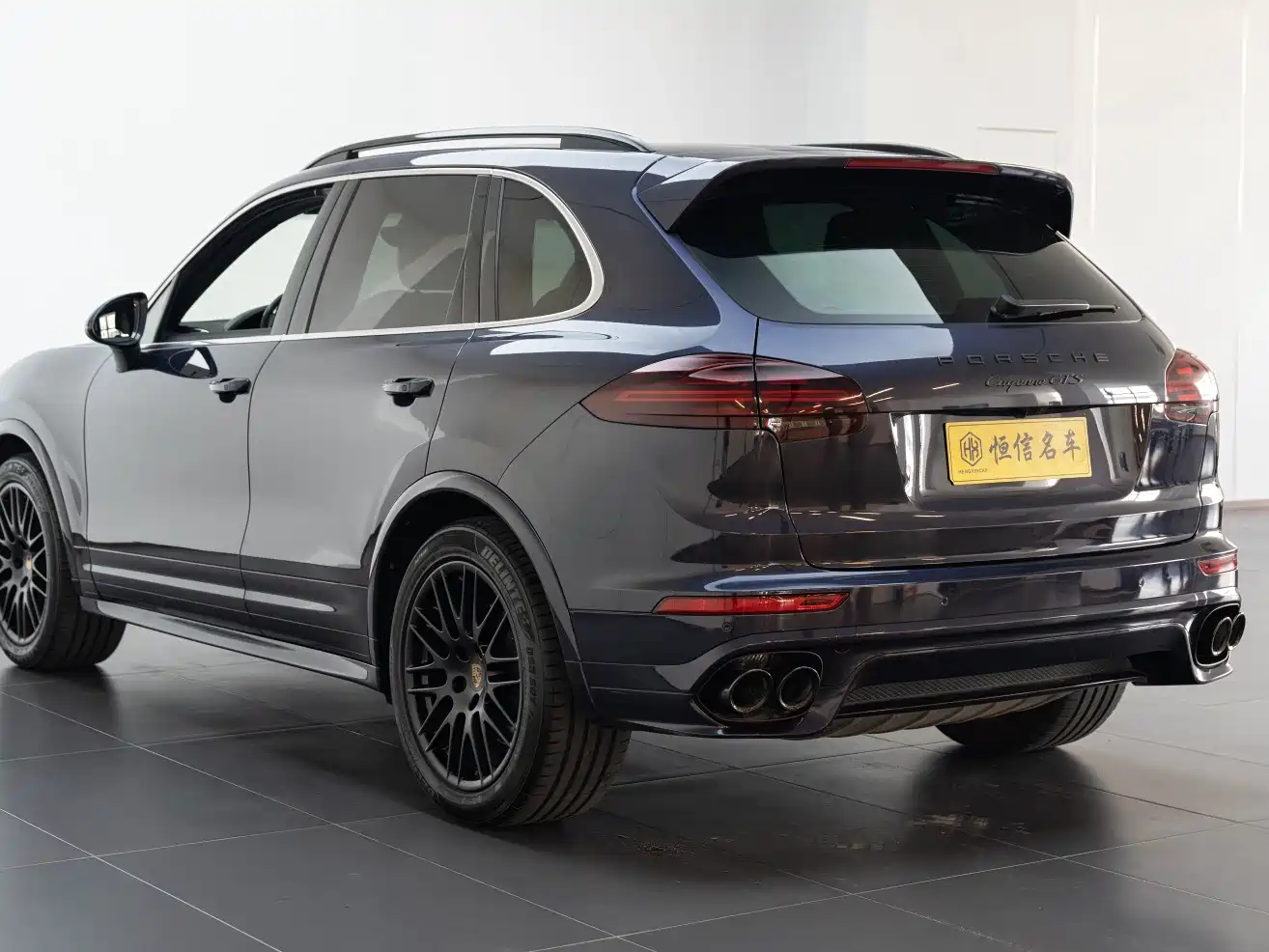 Porsche Cayenne 2016 Cayenne GTS 3.6T фото 5