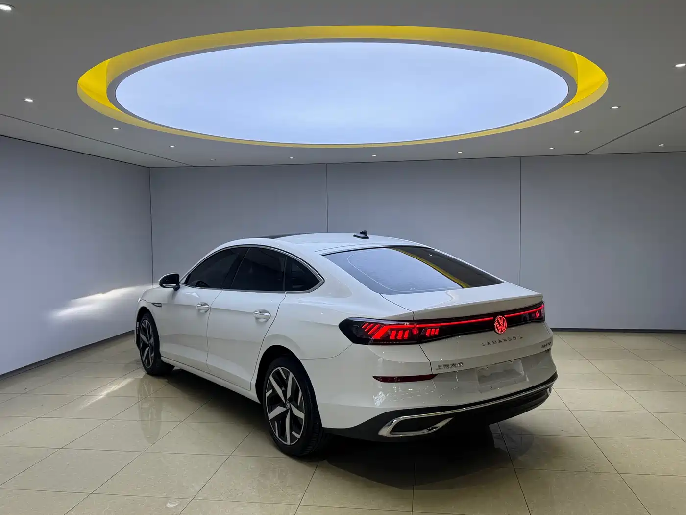 Volkswagen Lamando 2022 Lamando L 280TSI DSG Cool Edition фото 4