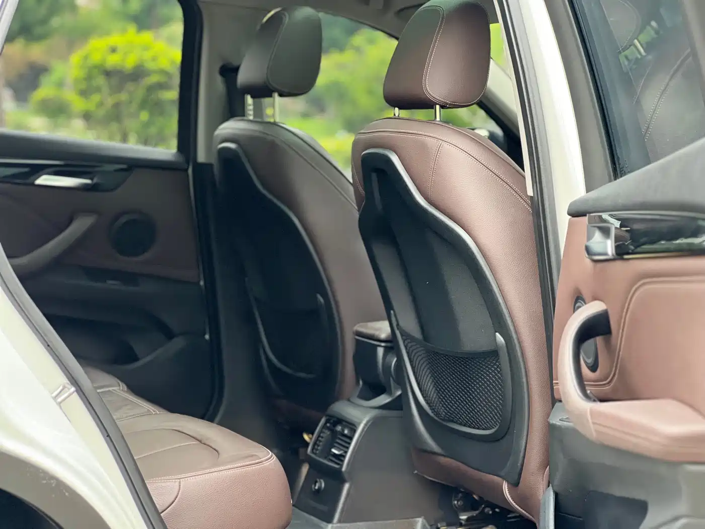 BMW X1 2018 sDrive18Li Premium Model фото 17