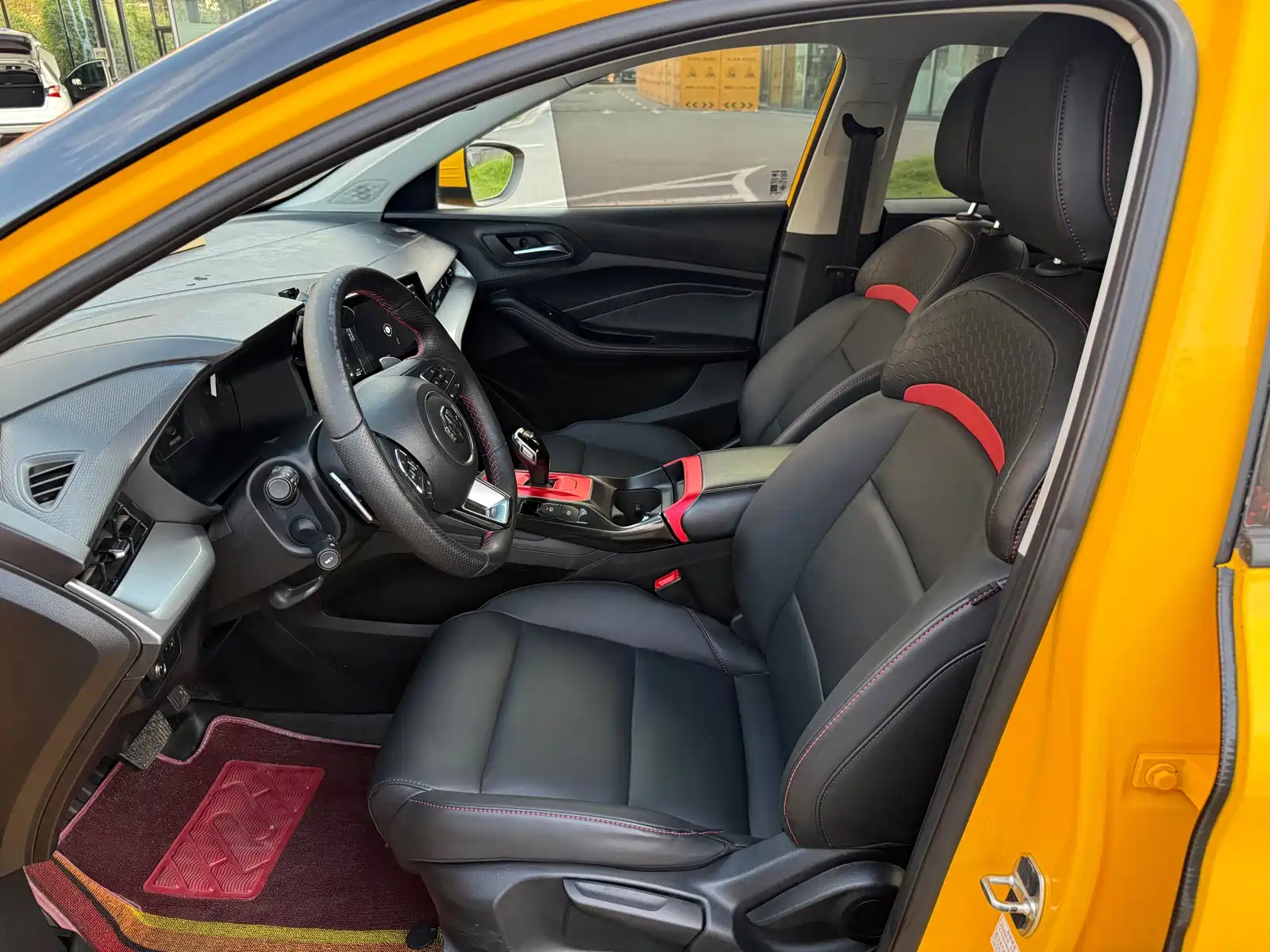 Photo 4 - MG MG5