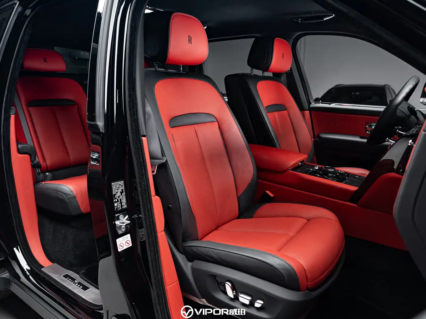 Rolls-Royce Cullinan 2021 2020 Black Badge