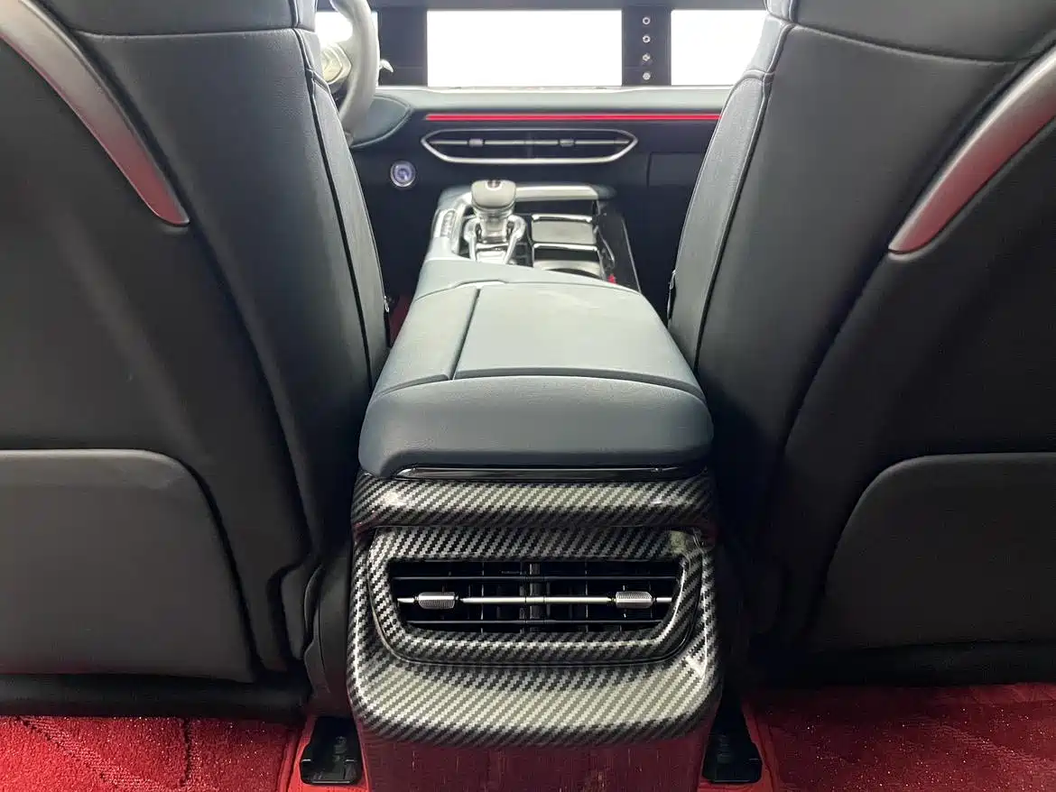 Voyah Auto VOYAH FREE 2021 AWD Standard Range Extender Exclusive Luxury Package фото 18
