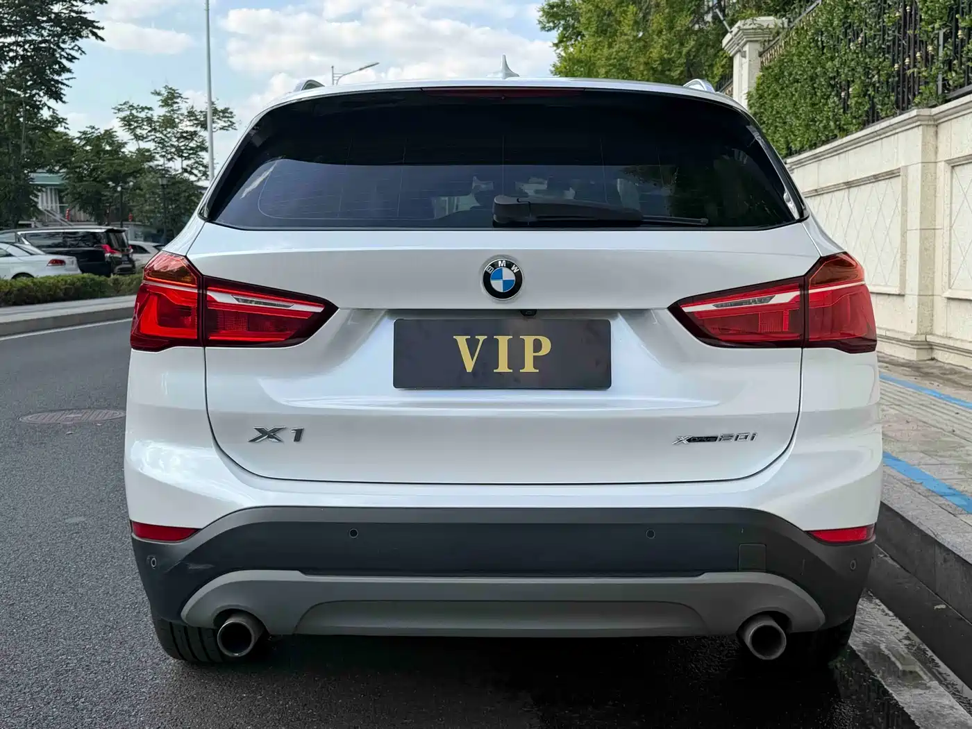 BMW X1 2018 sDrive20Li Leading Model фото 4