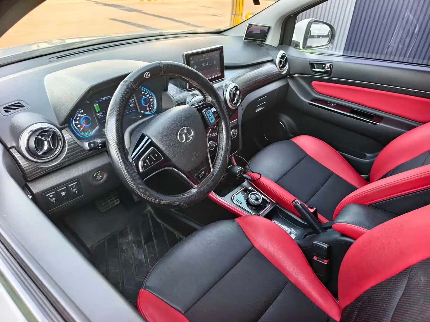 BAIC New Energy EX 2018 2018 EX360 New Trend Edition