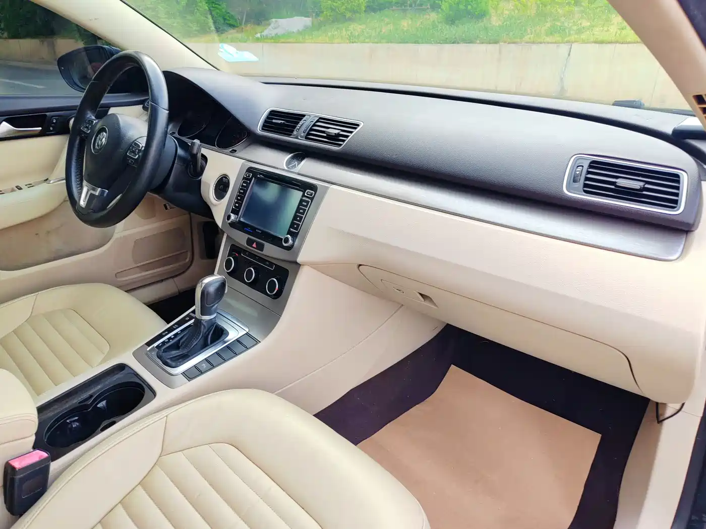 Volkswagen Magotan 2013 1.8TSI Luxury фото 11