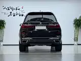 Фото 20 - BMW X7