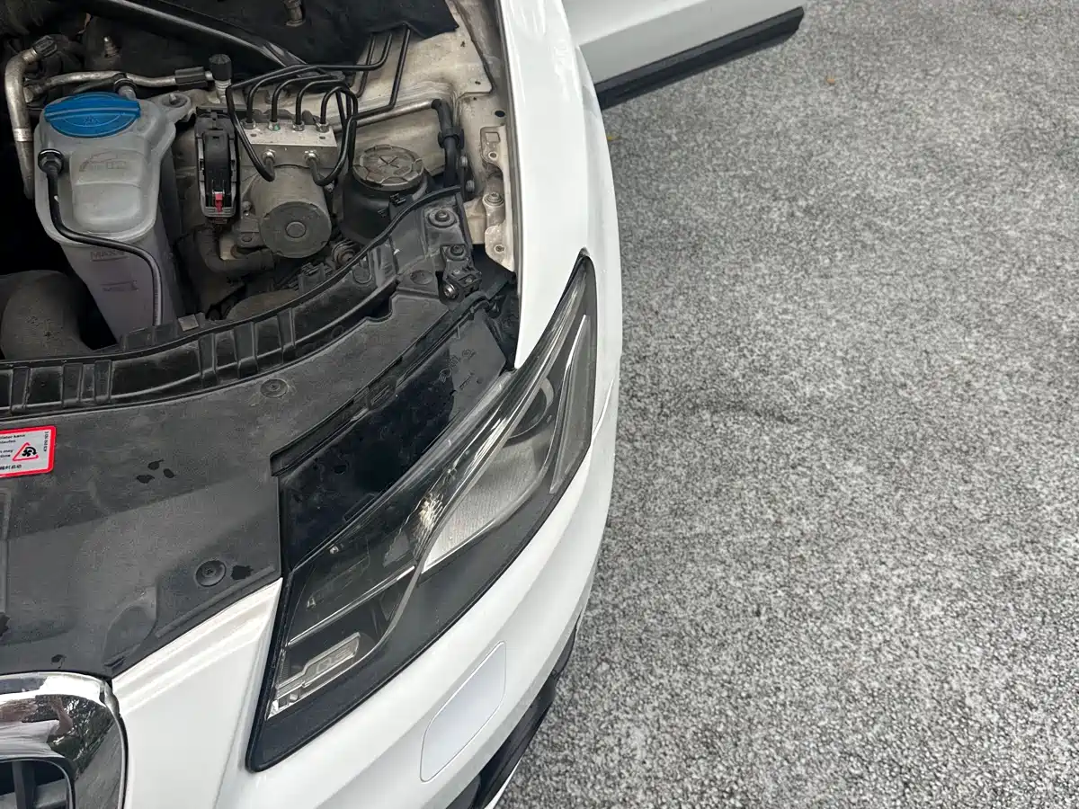 Audi Q5 2011 2.0TFSI Comfort фото 22