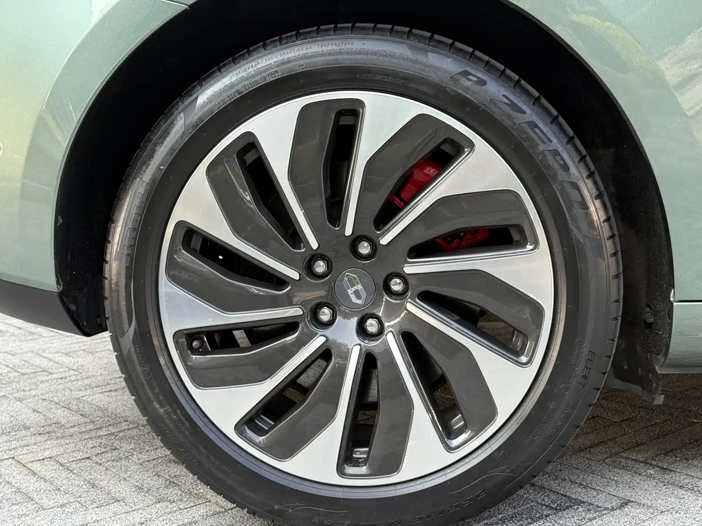 Aito AITO M5 2022 2022 Extended Range AWD Performance Edition