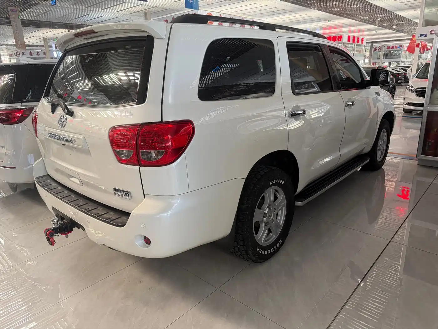 Toyota Sequoia 2015 2010 5.7 Platinum Edition