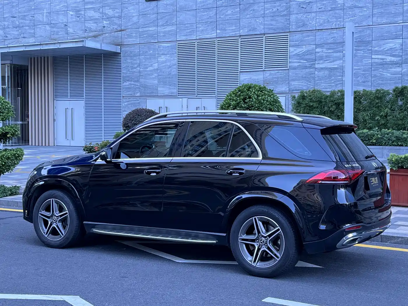 Mercedes-Benz GLE 2020 Facelift GLE 450 4MATIC Luxury фото 20
