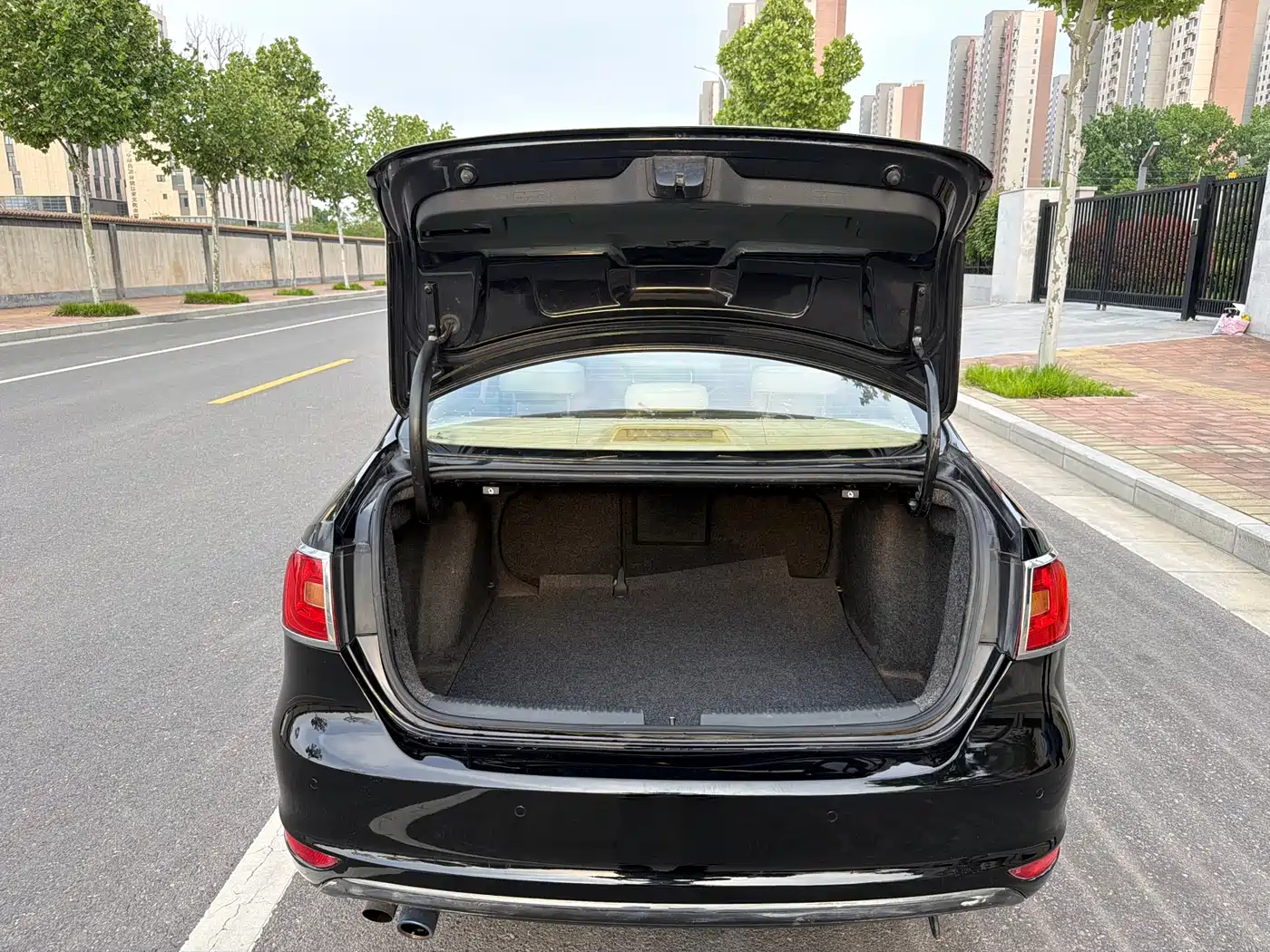 Volkswagen Sagitar 2012 1.4TSI Automatic Luxury фото 19