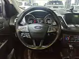 Фото 11 - Ford Kuga