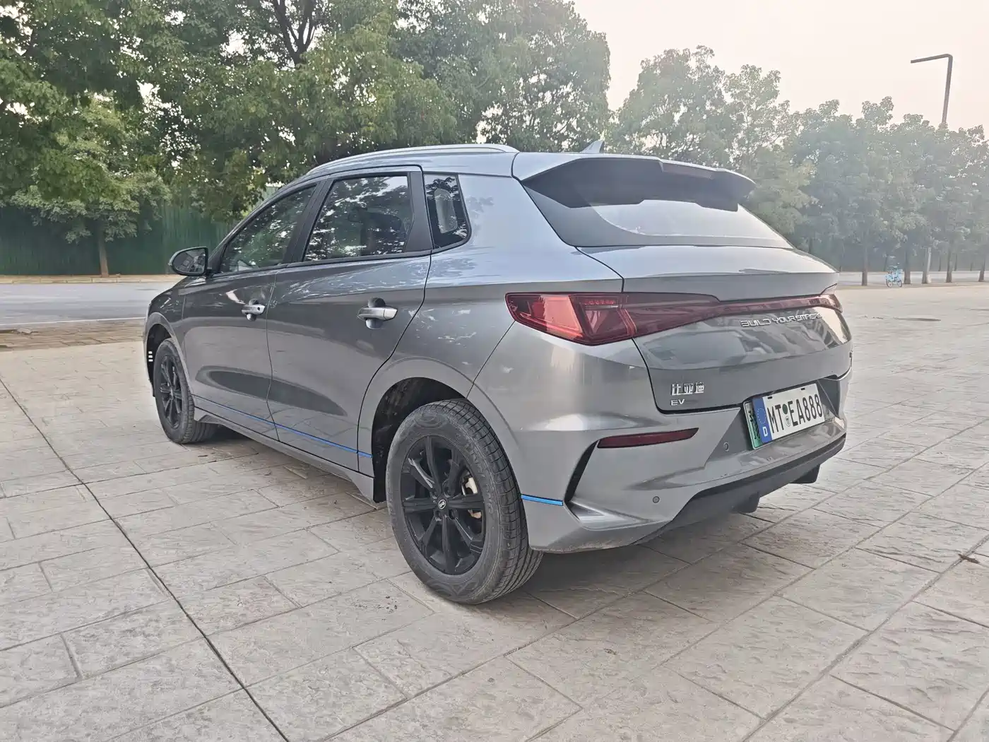BYD e2 2022 2021 Luxury Edition