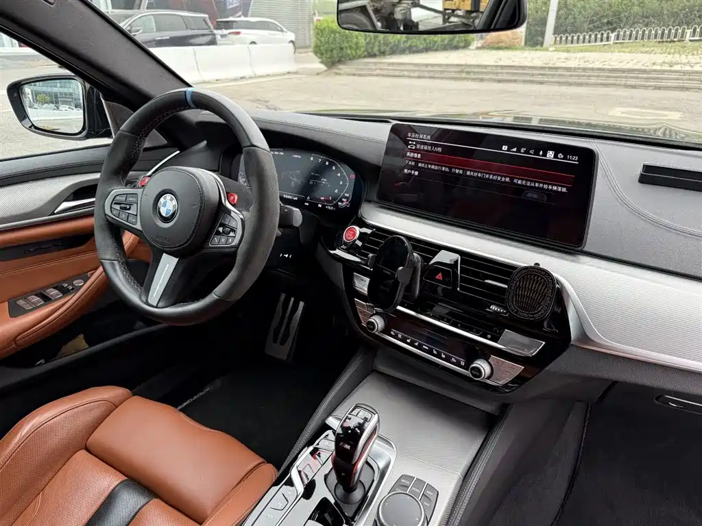 BMW M5 2021 M5 фото 34