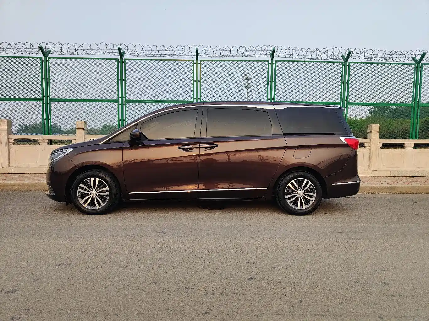 Buick GL8 2018 ES 28T Flagship Type China VI фото 15