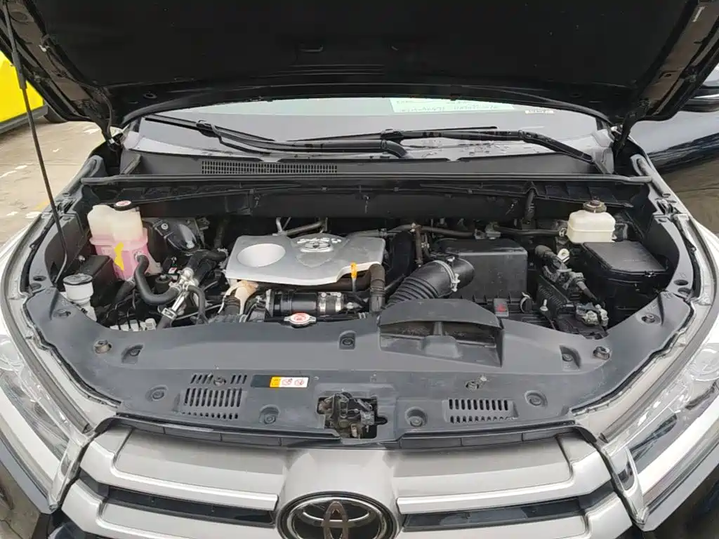 Фото 20 - Toyota Highlander